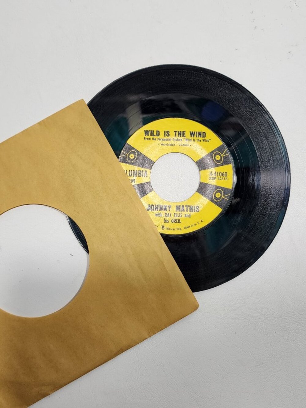 Johnny Mathis – Wild Is The Wind & No Love 1957 Vintage 45RPM Vinyl RARE DISC